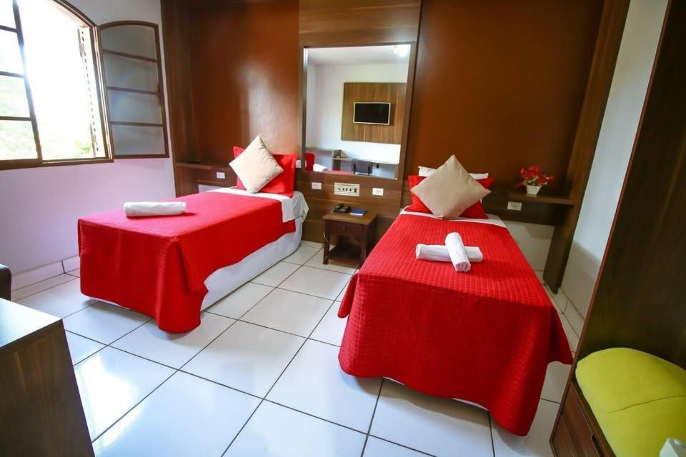 Piloes Palace Hotel Mineiros Εξωτερικό φωτογραφία