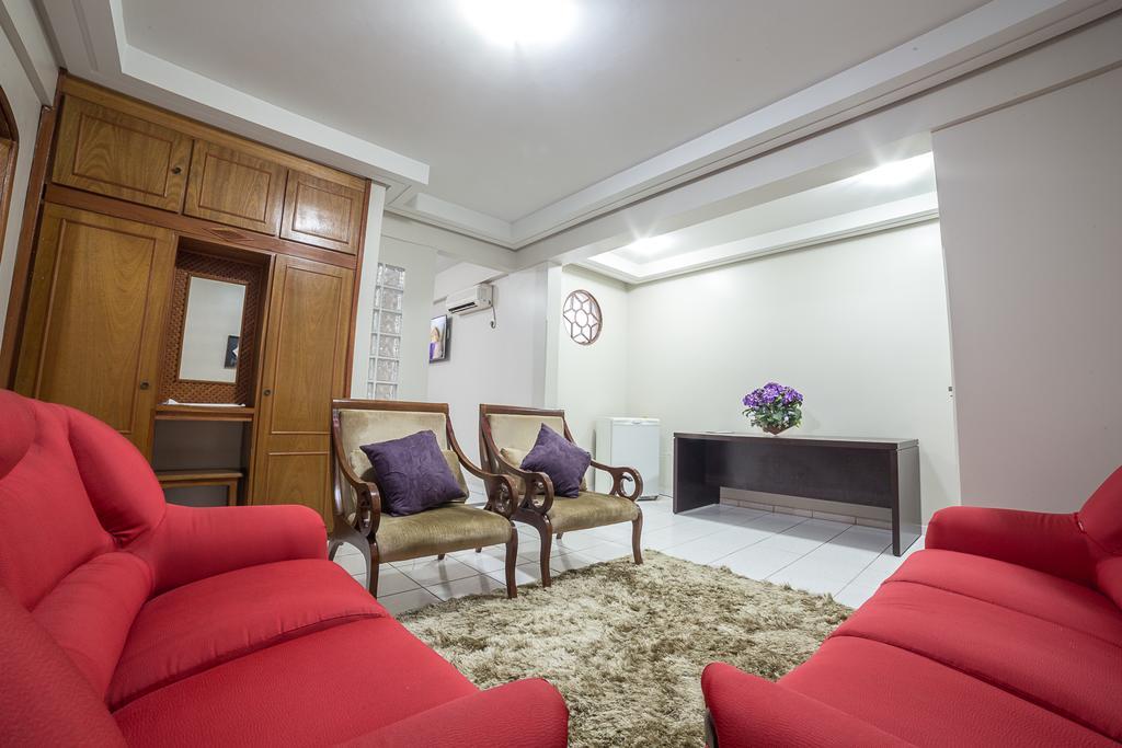 Piloes Palace Hotel Mineiros Εξωτερικό φωτογραφία