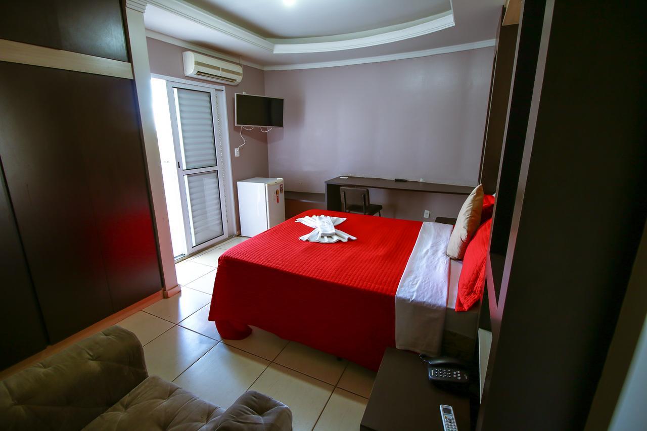 Piloes Palace Hotel Mineiros Εξωτερικό φωτογραφία