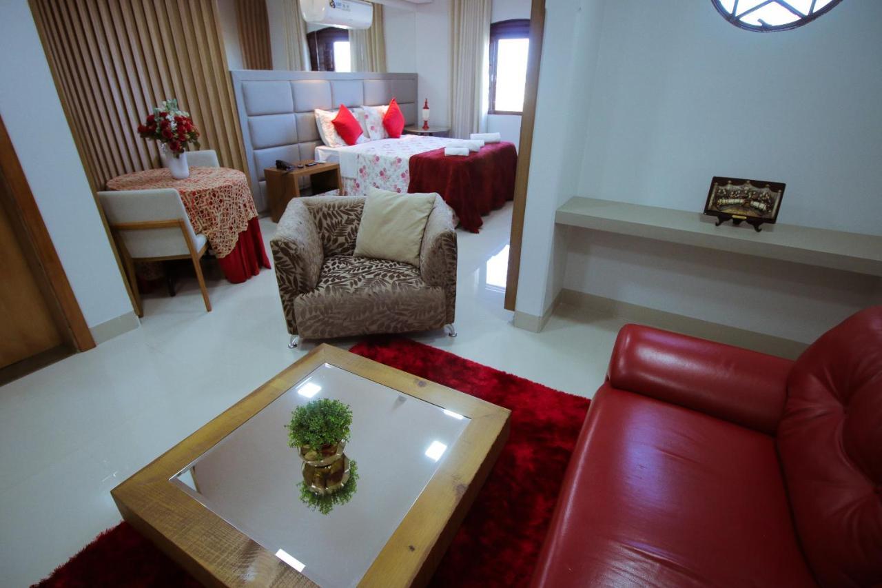 Piloes Palace Hotel Mineiros Εξωτερικό φωτογραφία